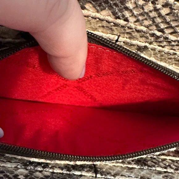 Nine West Elegant Snake Print Wallet carry alone or as wallet EUC - Picture 9 of 9